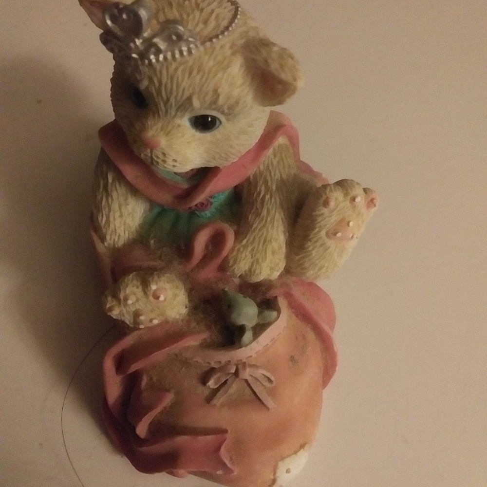 Calico Kittens Kitten sitting in a ballet slipper figurine 2001